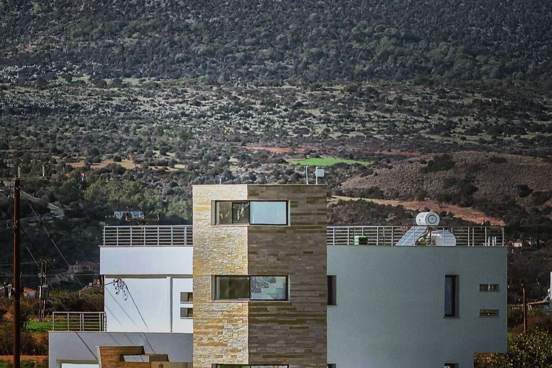 Photo of Outdoor in Polis