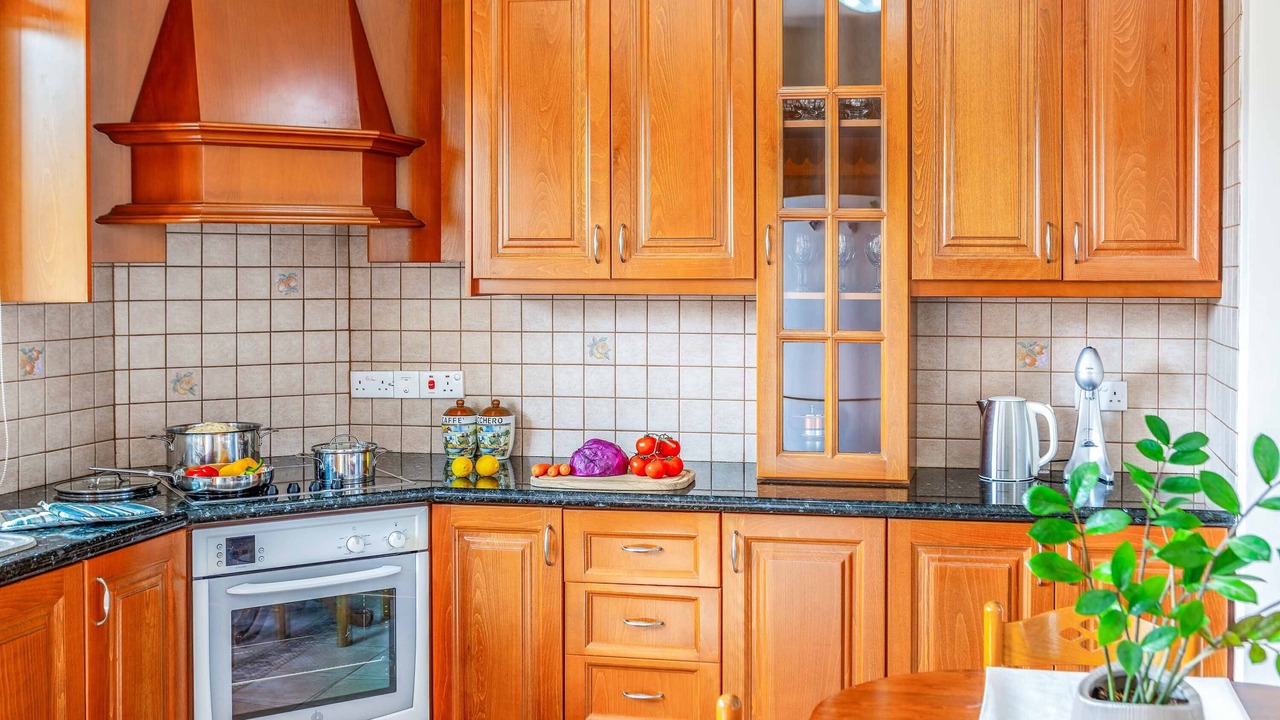 Photo of Kitchen in Latsi
