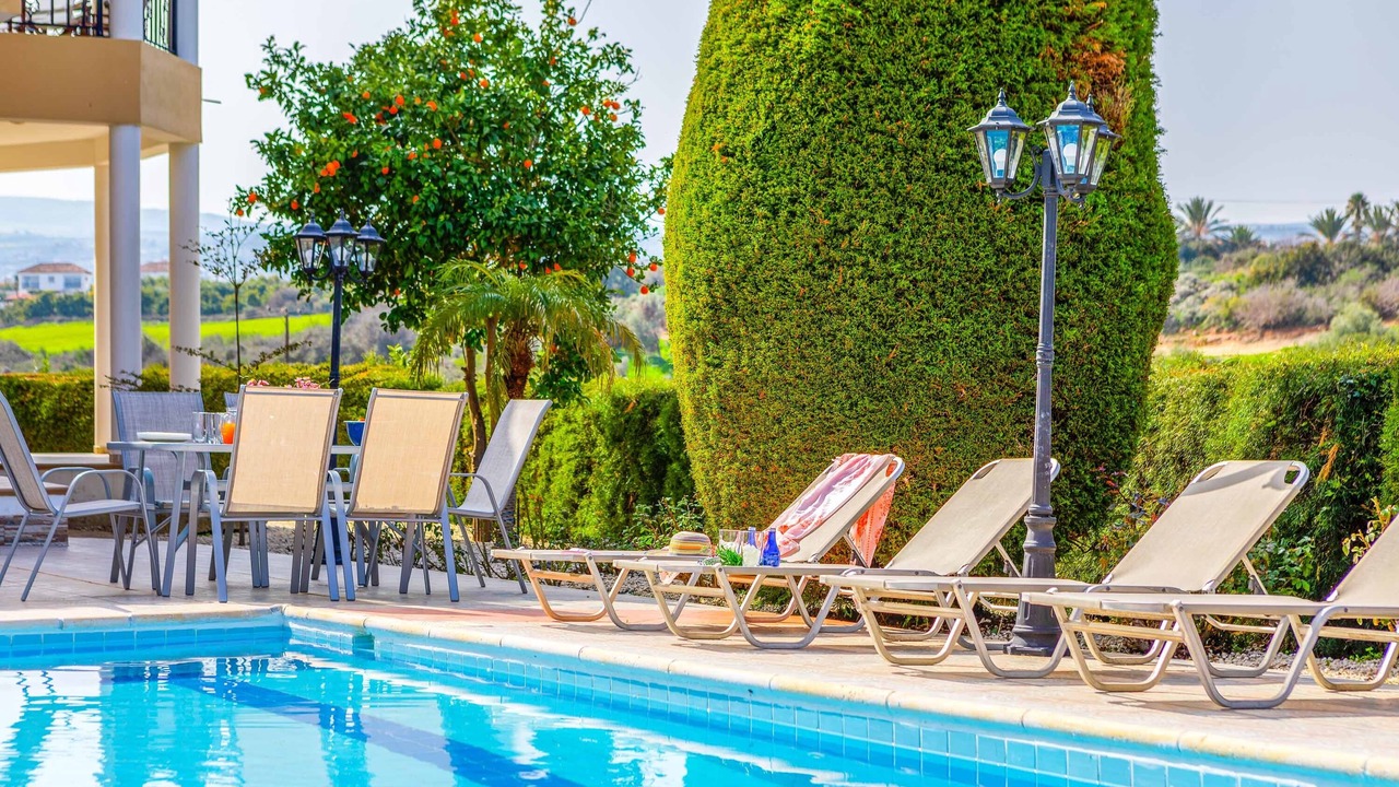 Photo of Outdoor in Latsi
