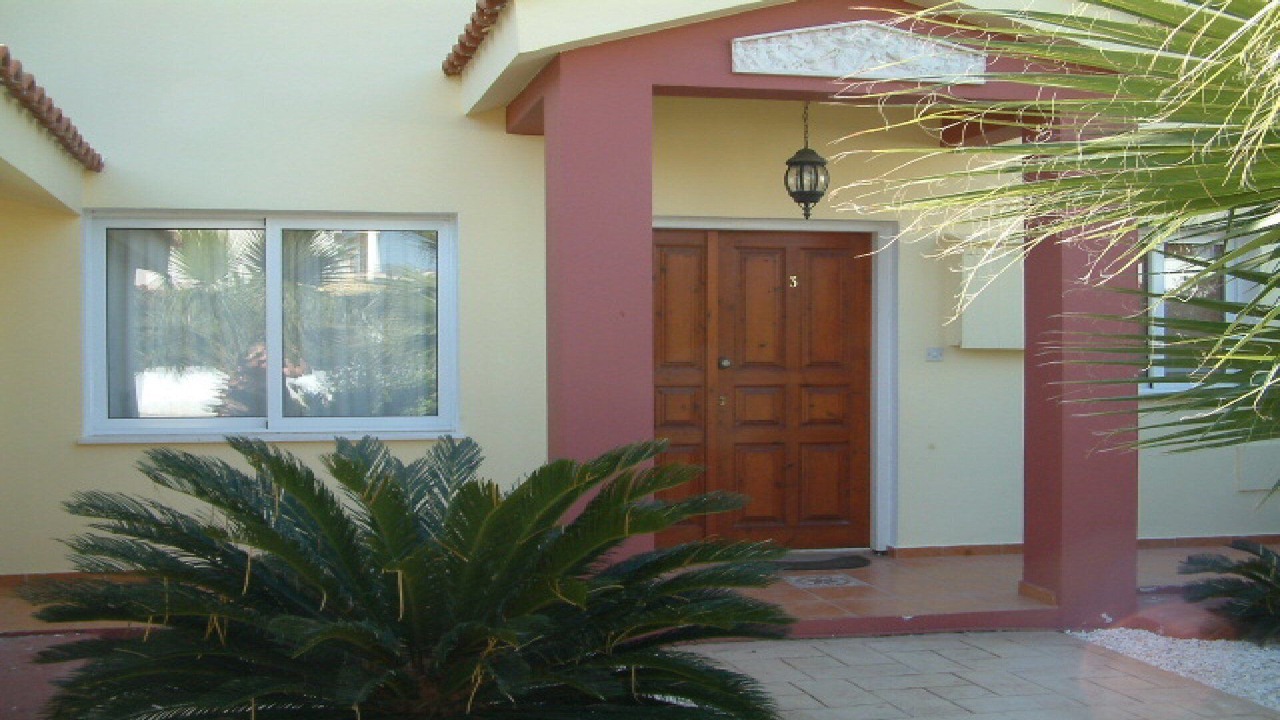 Photo of Outdoor in Koloni