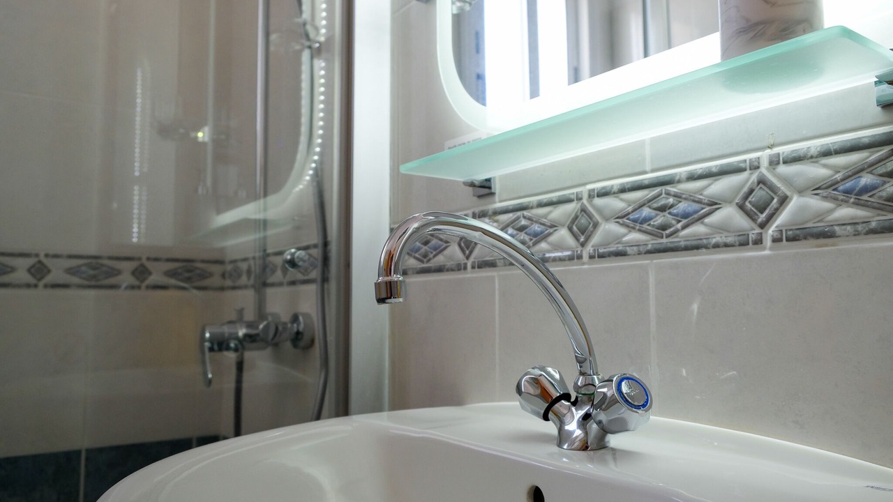 Photo of Bathroom in Peyia Town