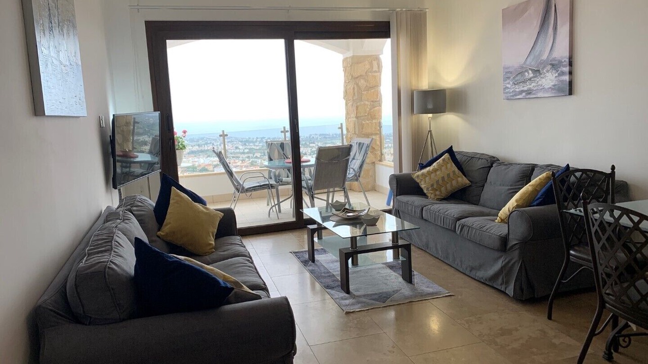 Photo of Bedroom in Peyia Town