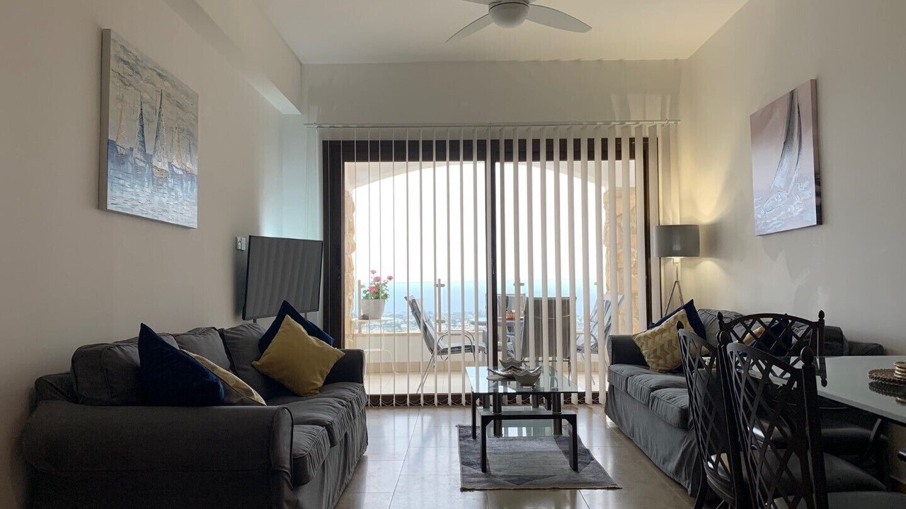 Photo of Livingroom in Peyia Town