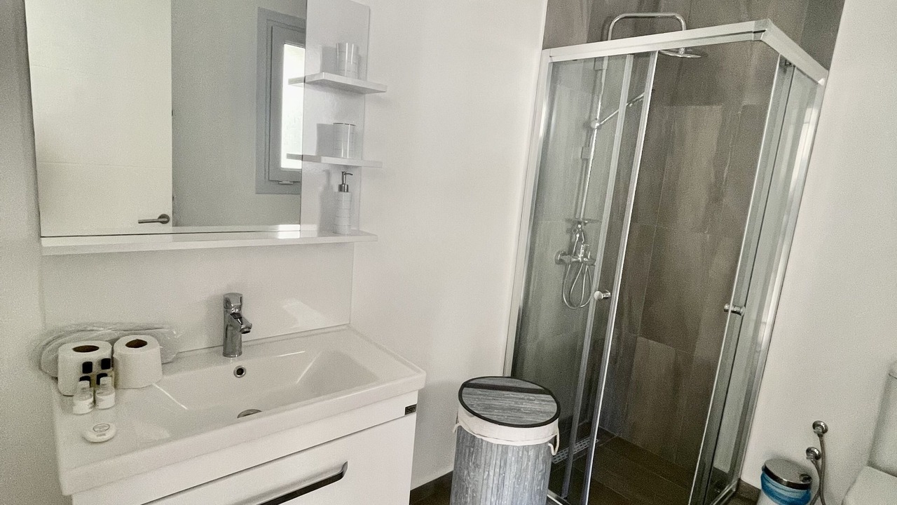 Photo of Bathroom in Bafra