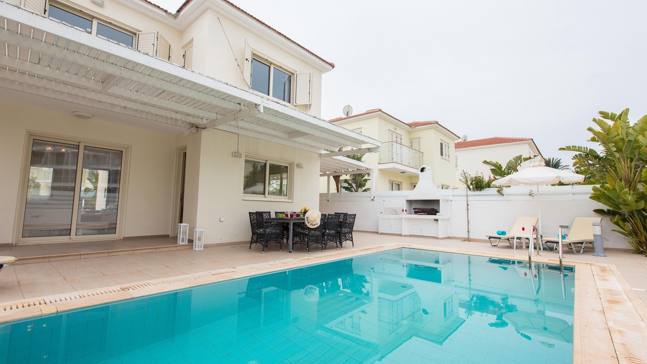 Photo of Outdoor in Pernera