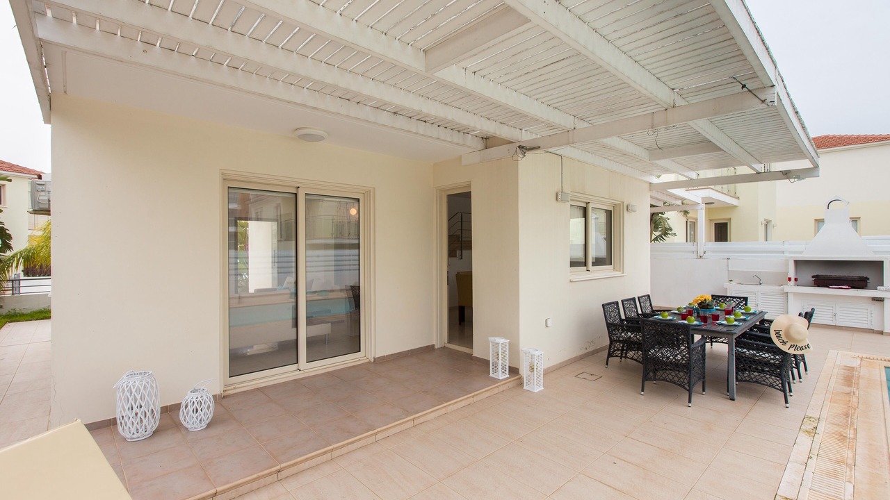 Photo of Outdoor in Pernera