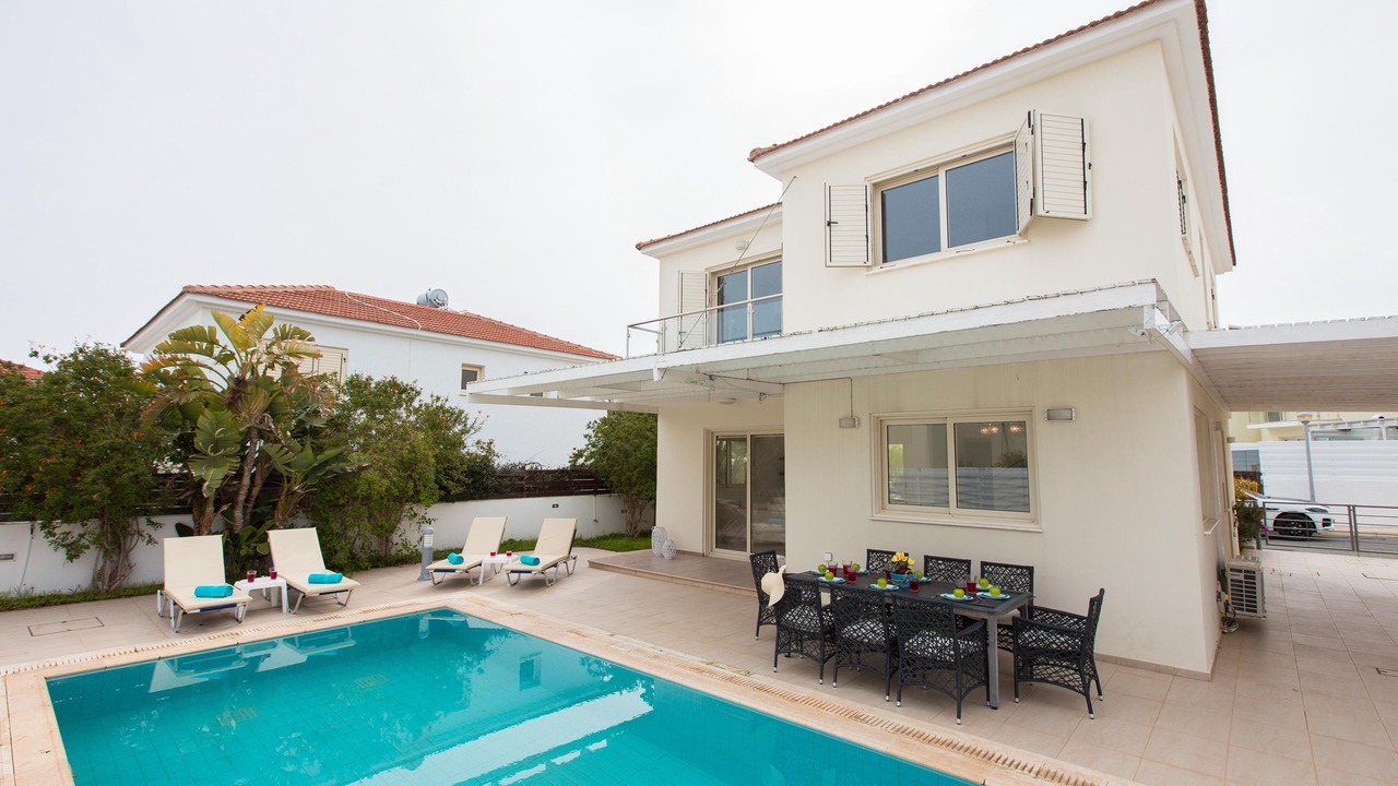 Photo of Outdoor in Pernera