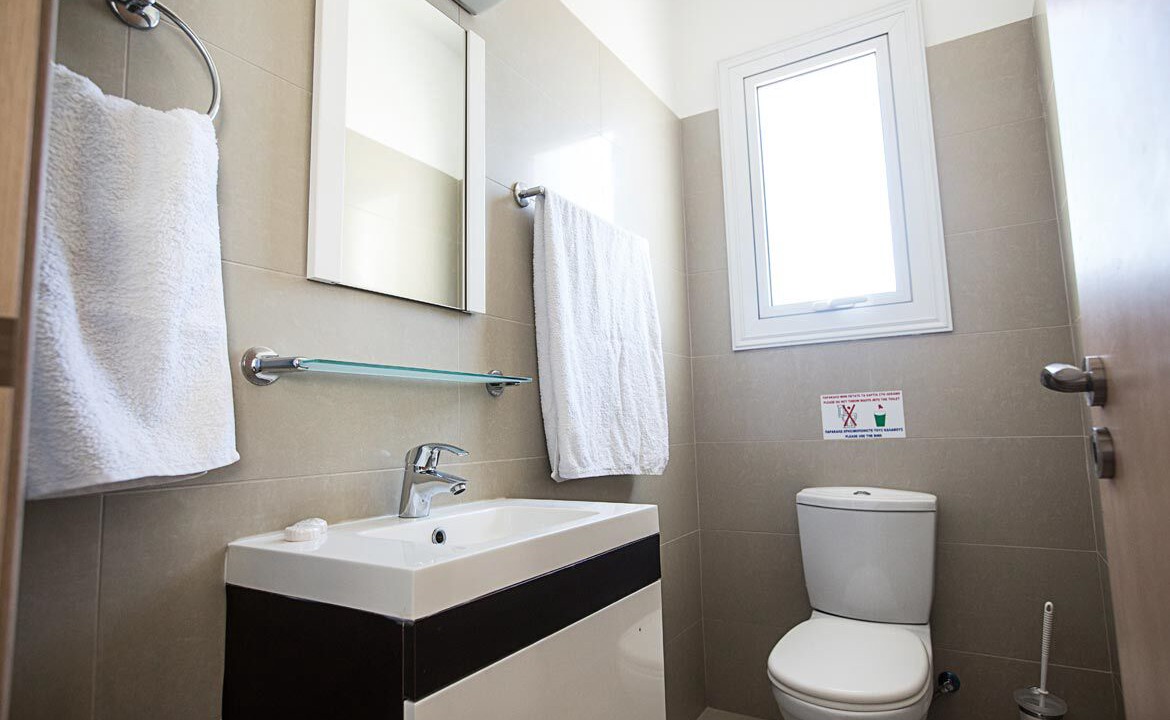 Photo of Bathroom in Pernera