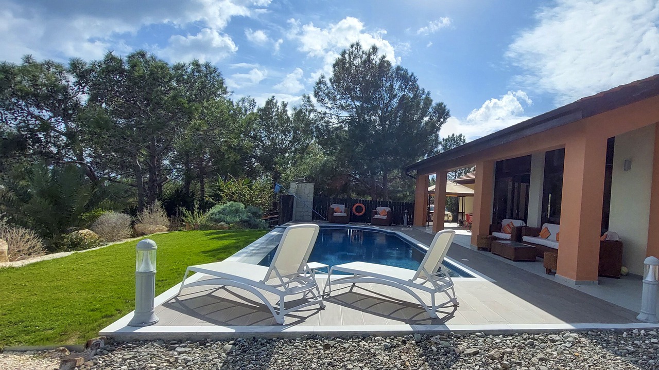 Photo of Outdoor in Neo Chorio