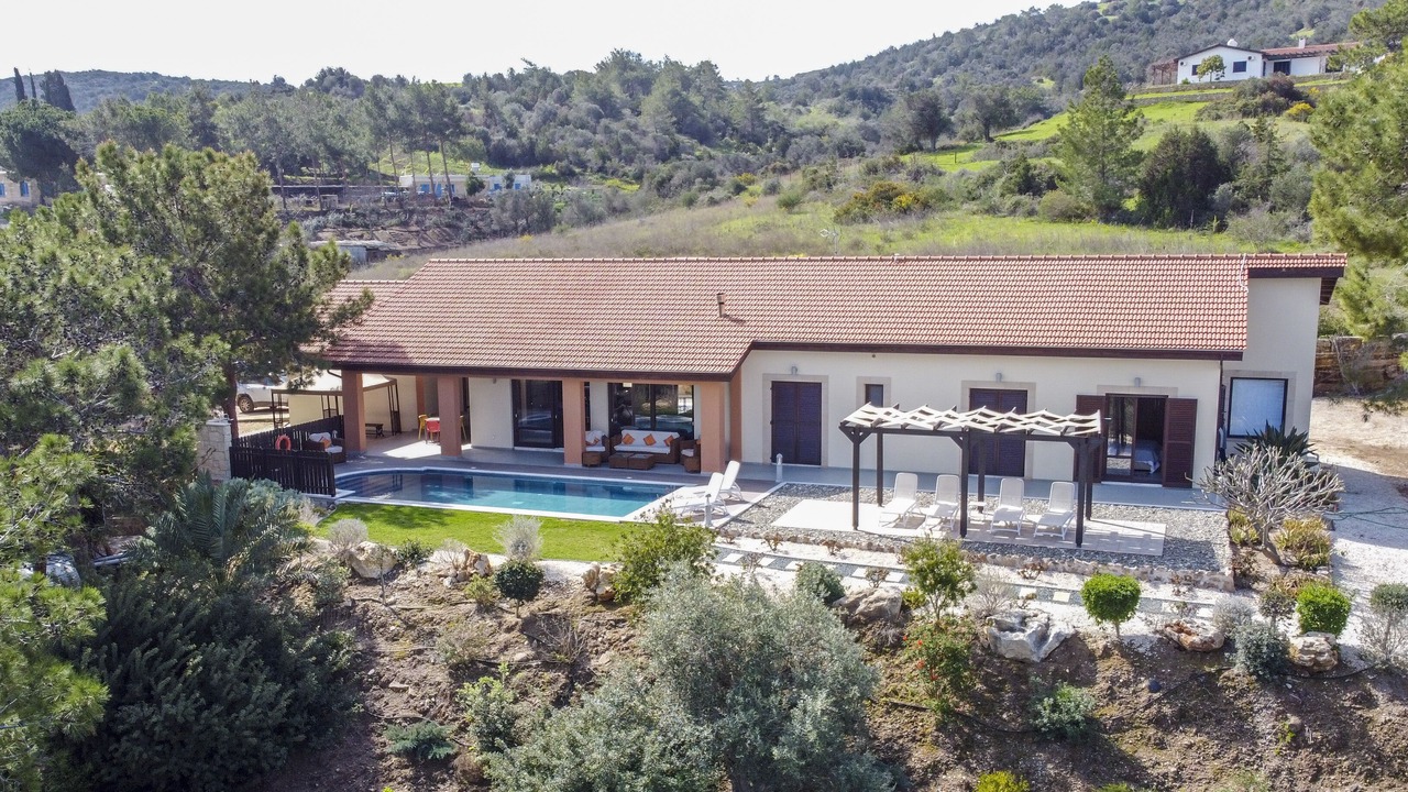 Photo of Outdoor in Neo Chorio