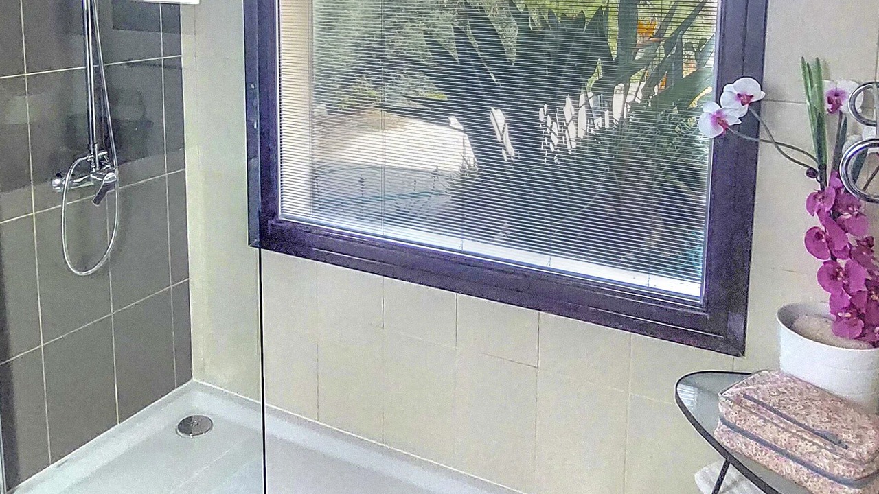 Photo of Bathroom in Neo Chorio