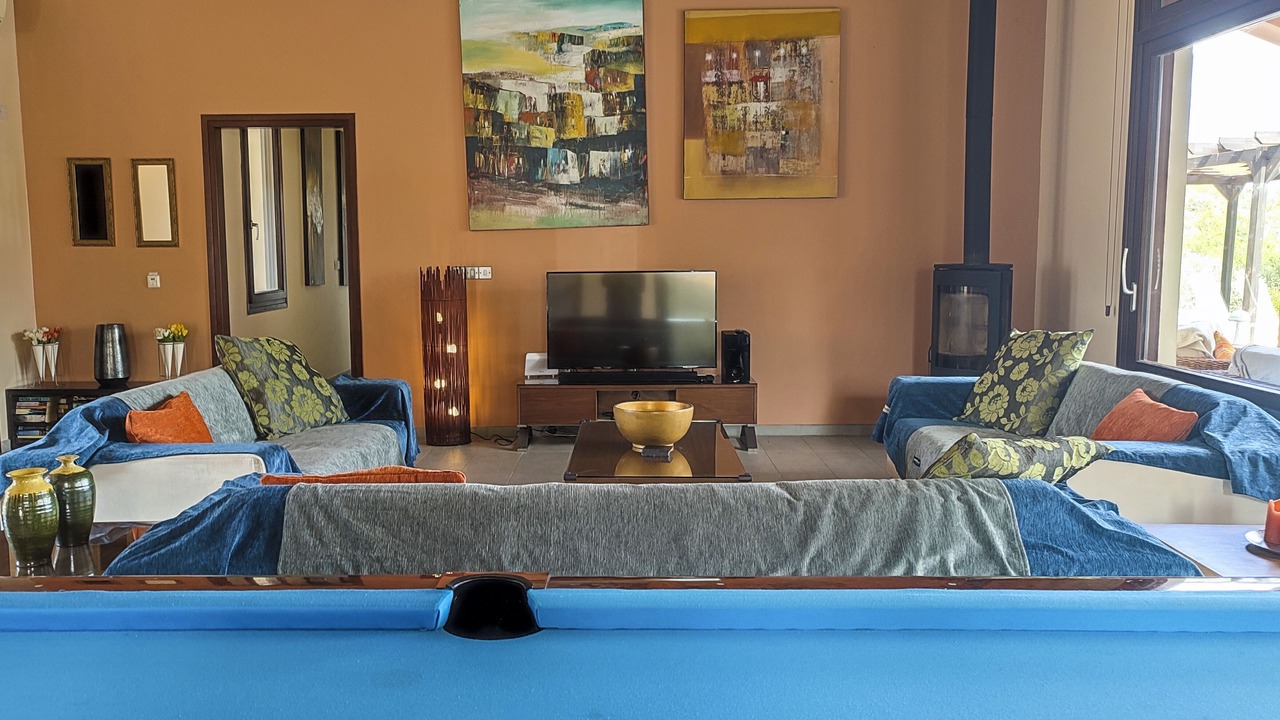 Photo of Livingroom in Neo Chorio