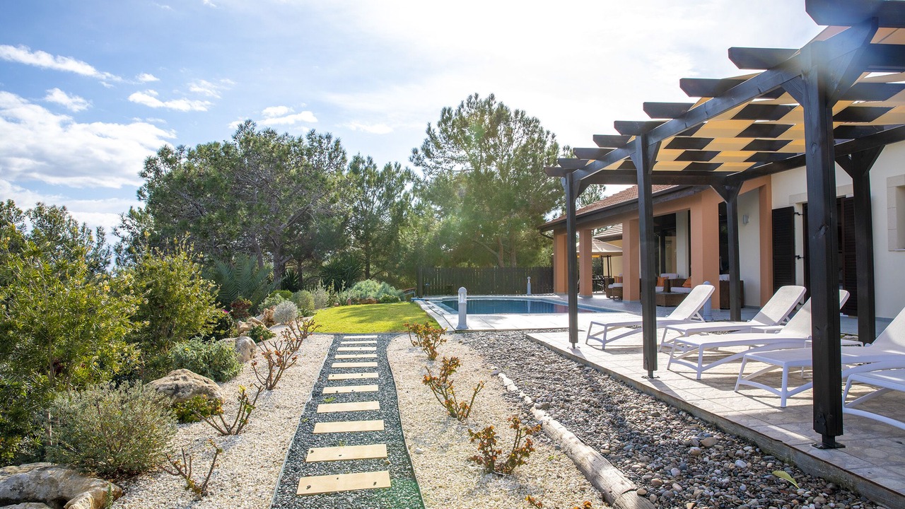 Photo of Outdoor in Neo Chorio