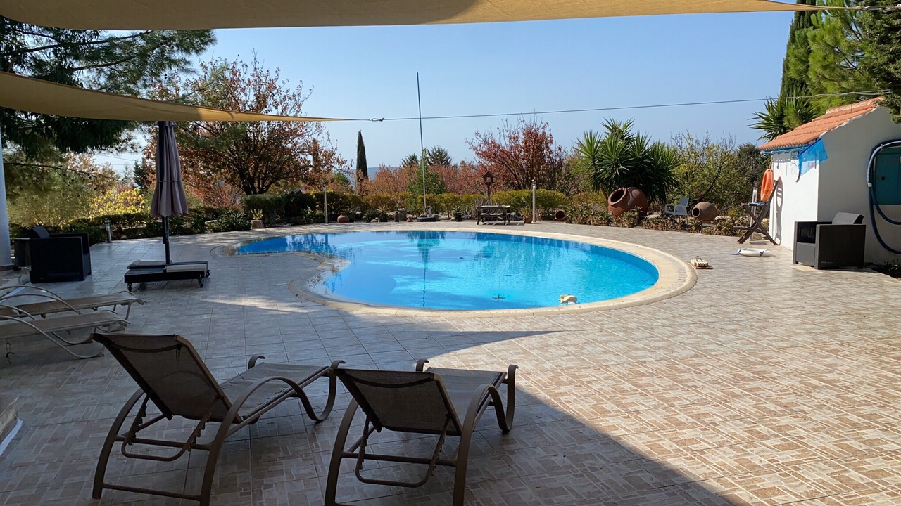 Photo of Outdoor in Pano Arodhes