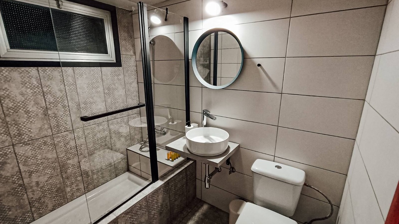 Photo of Bathroom in Skala