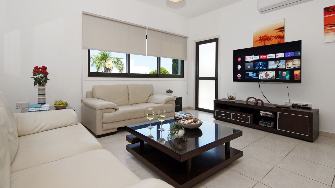 Photo of Livingroom in Cape Greko