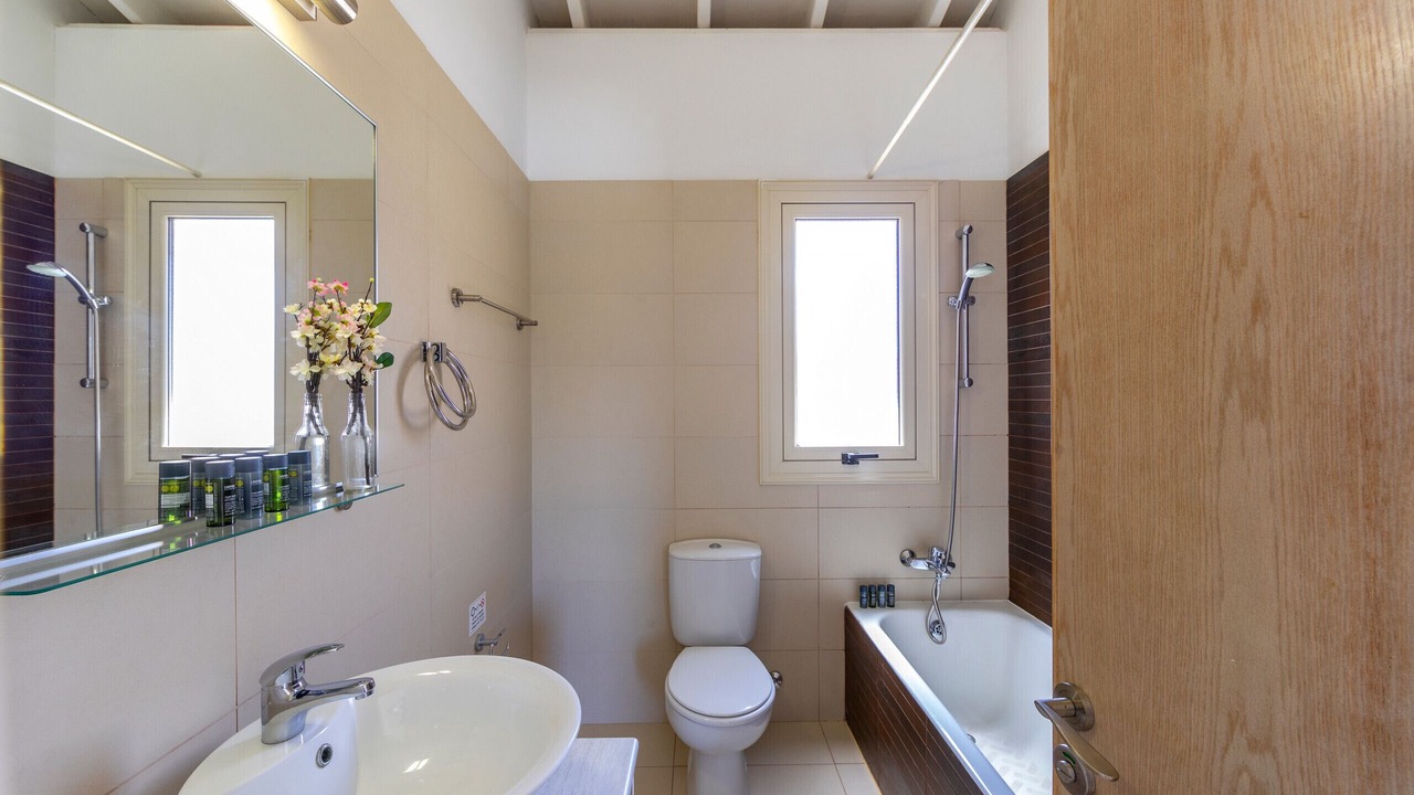 Photo of Bathroom in Cape Greko