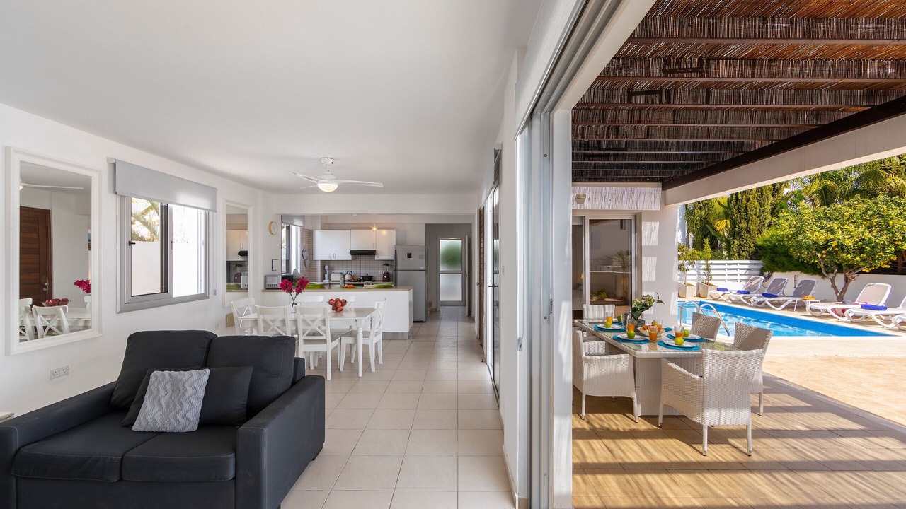 Photo of Livingroom in Cape Greko