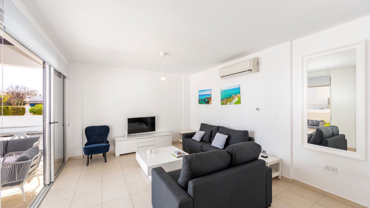 Photo of Livingroom in Cape Greko