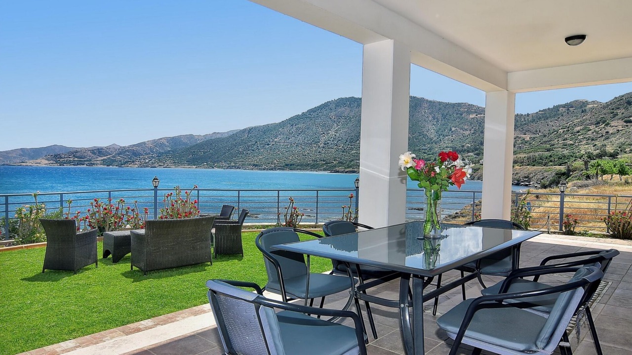 Photo of Outdoor in Pomos