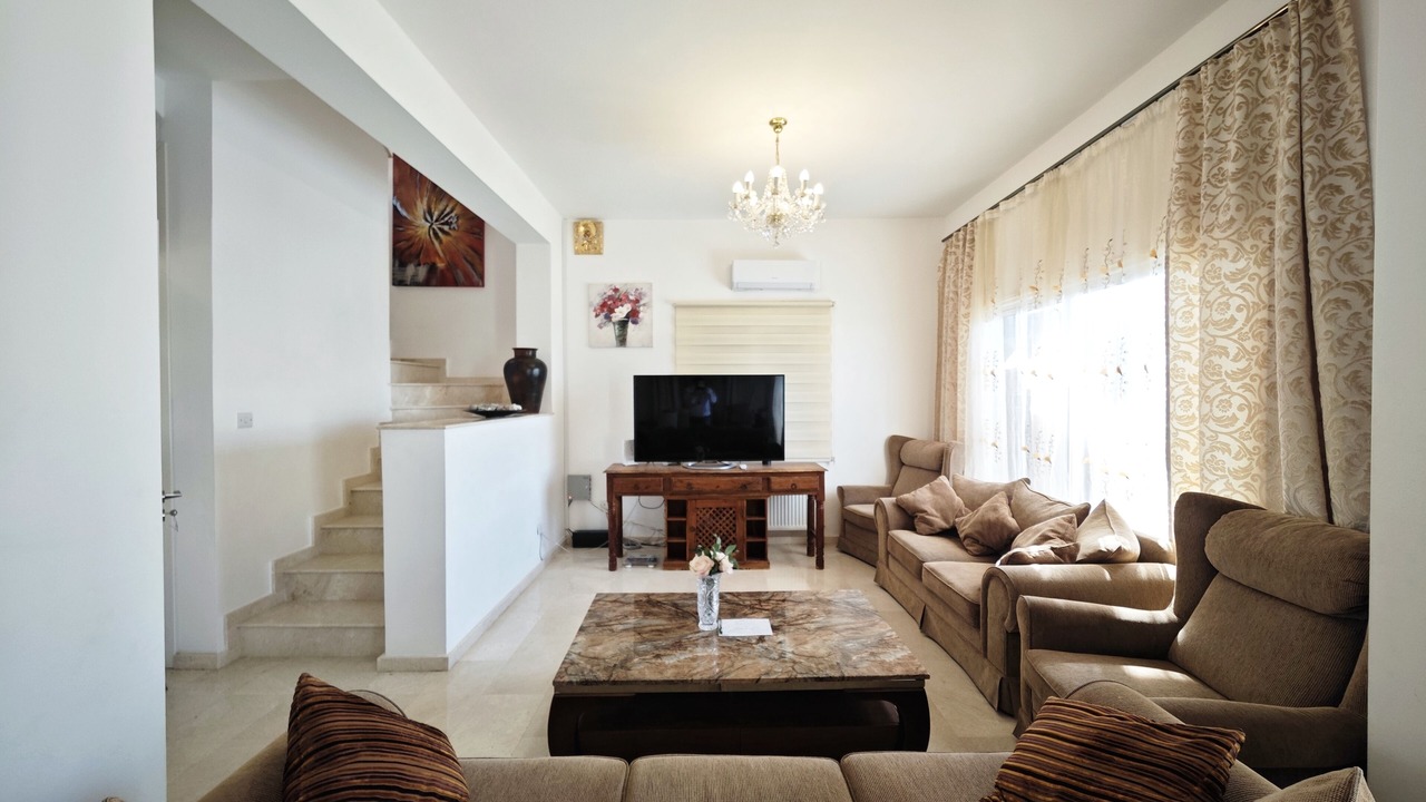 Photo of Livingroom in Pegeia