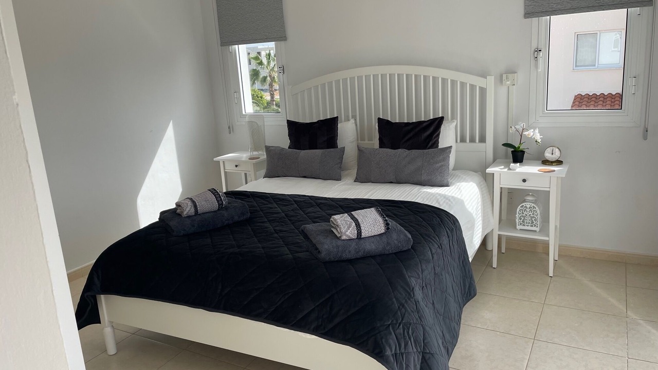 Photo of Bedroom in Peyia Town