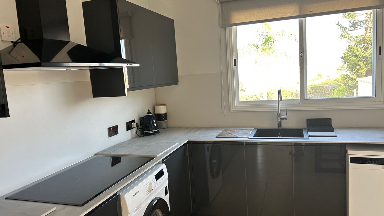 Photo of Kitchen in Peyia Town