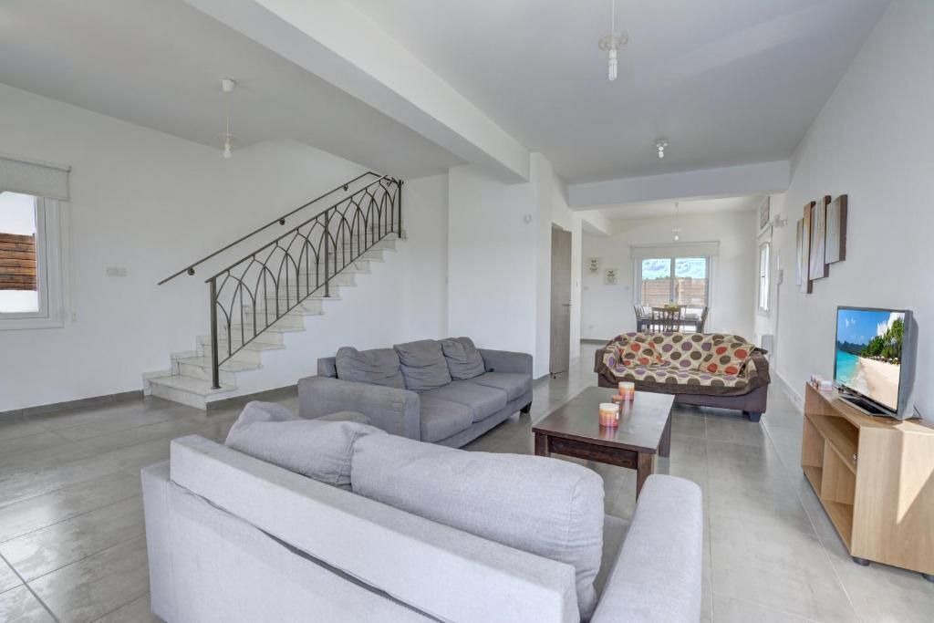 Photo of Livingroom in Ayia Napa