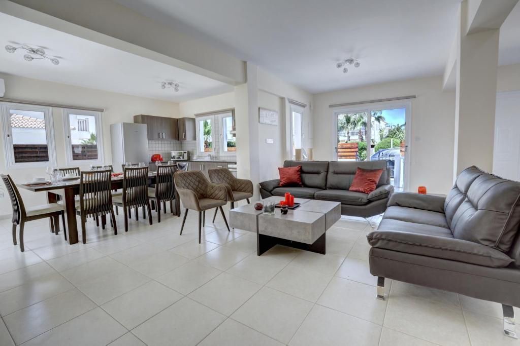 Photo of Livingroom in Ayia Napa