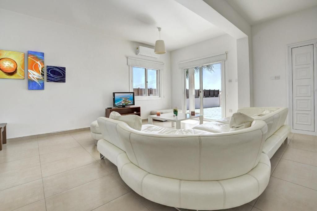 Photo of Livingroom in Ayia Napa
