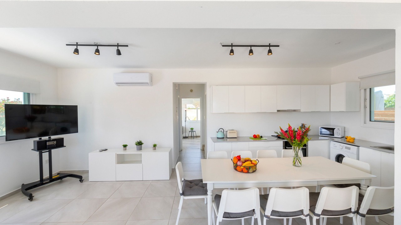 Photo of Livingroom in Ayia Thekla