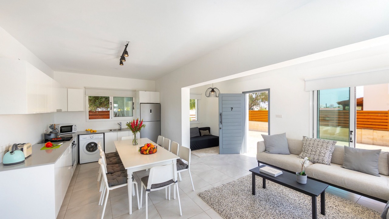 Photo of Livingroom in Ayia Thekla