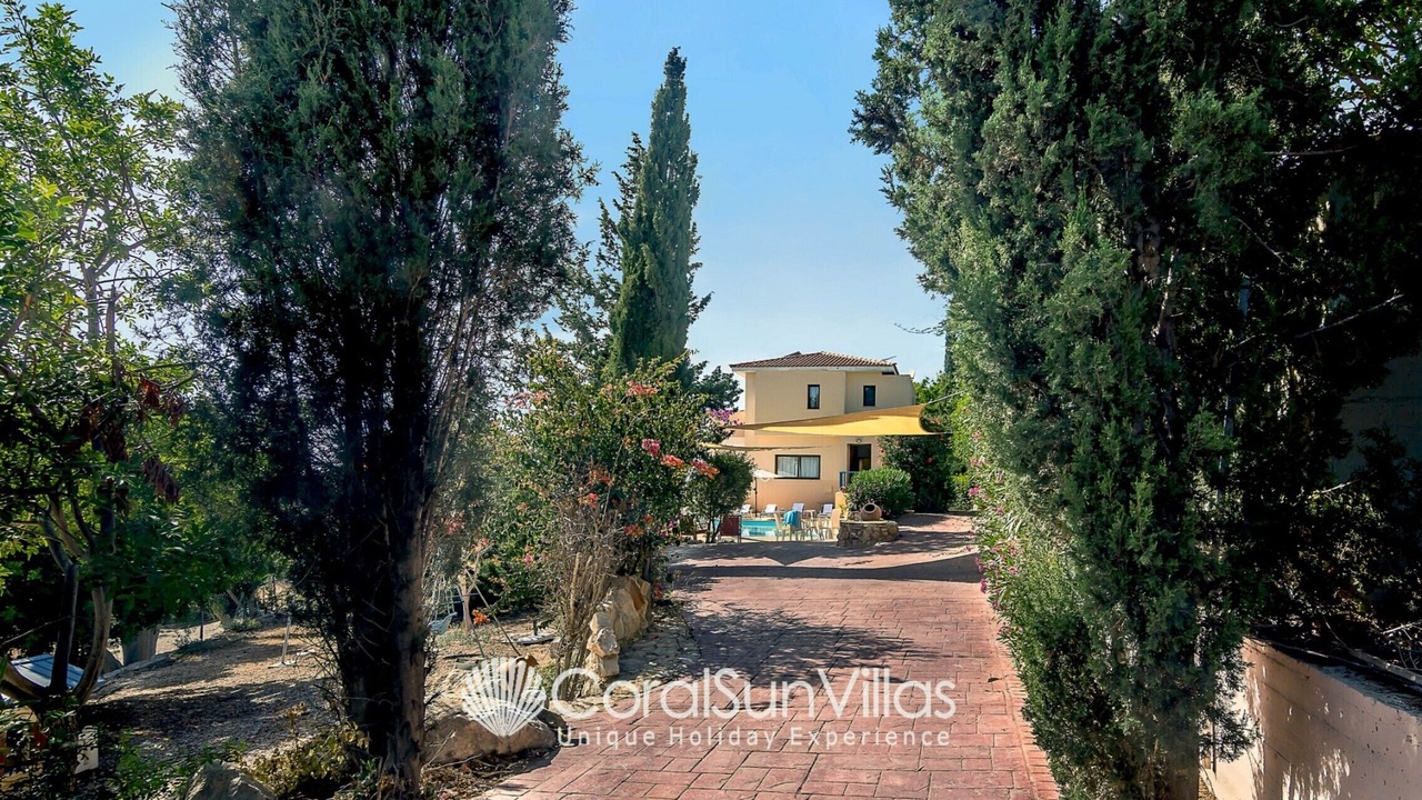 Photo of Outdoor in Pegeia