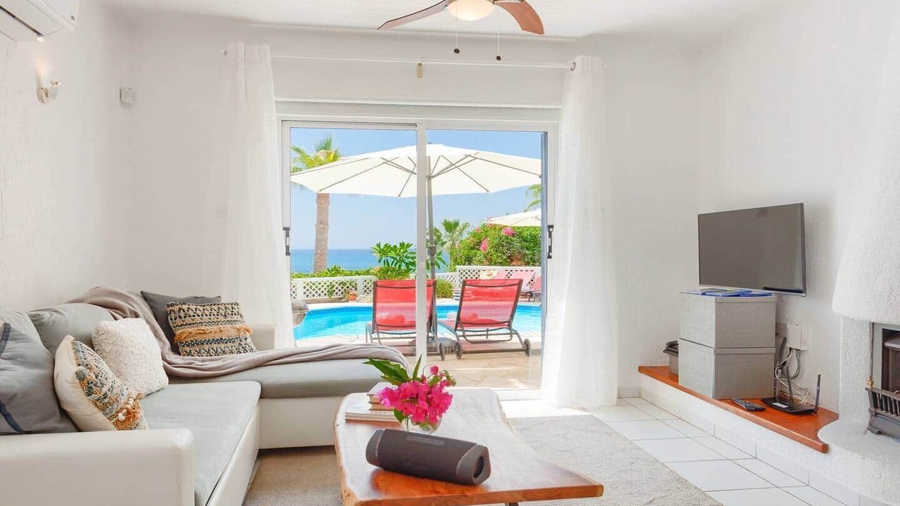 Photo of Livingroom in Kissonerga