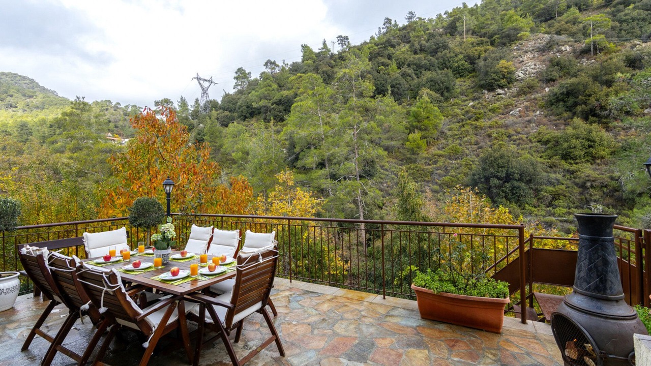 Photo of Outdoor in Kato Amiantos