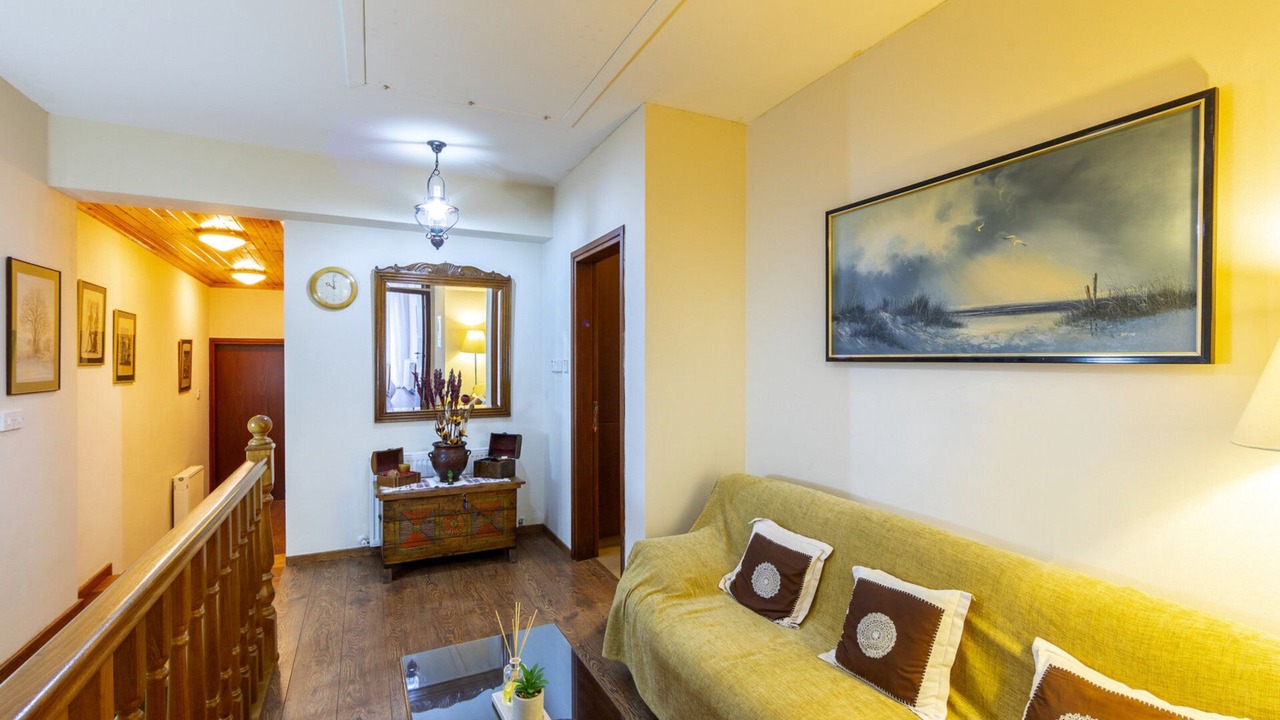 Photo of Livingroom in Kato Amiantos
