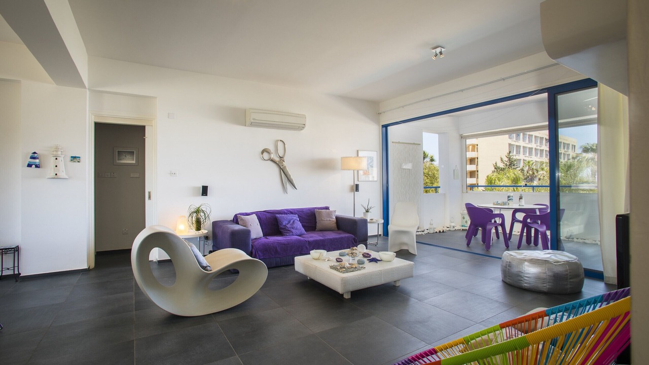 Photo of Livingroom in Cape Greko