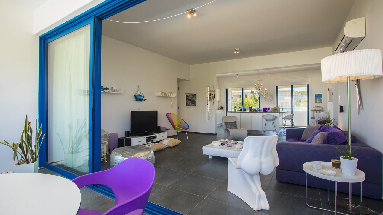 Photo of Livingroom in Cape Greko