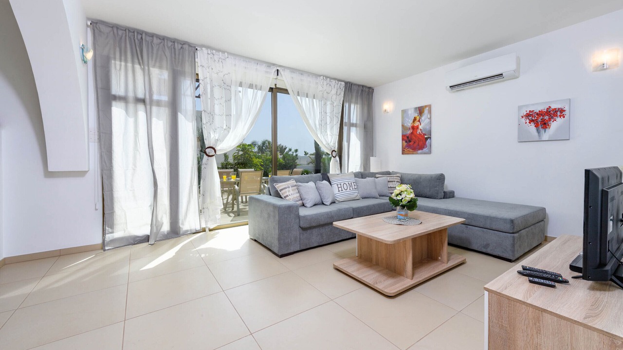 Photo of Livingroom in Ayia Thekla