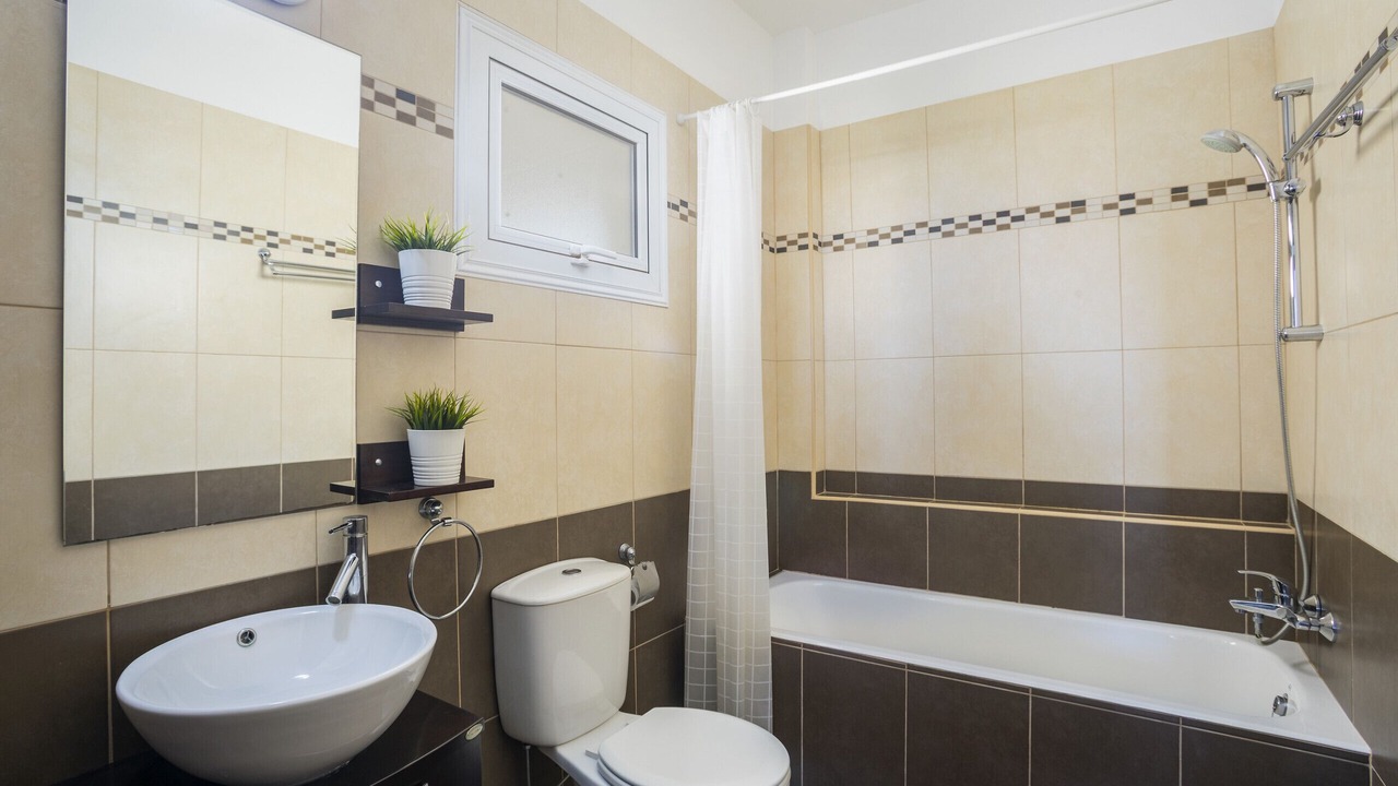 Photo of Bathroom in Pernera