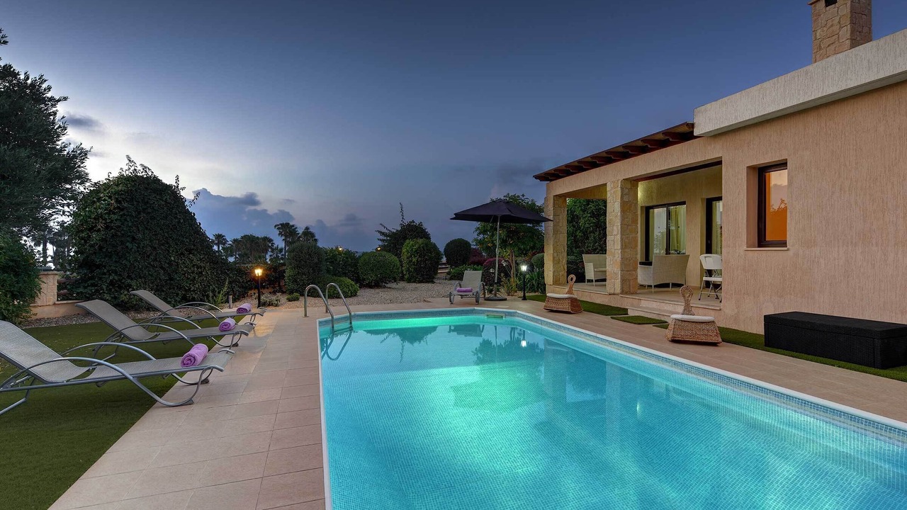 Photo of Outdoor in Latsi