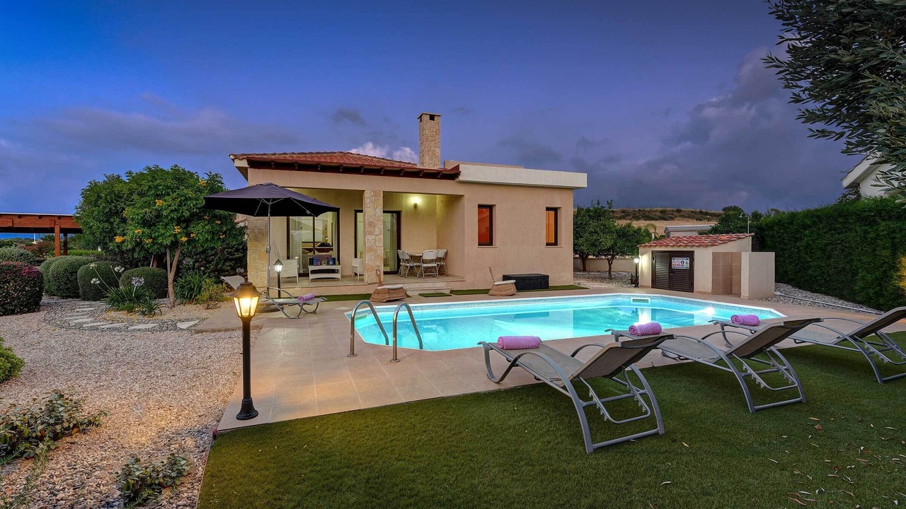 Photo of Outdoor in Latsi