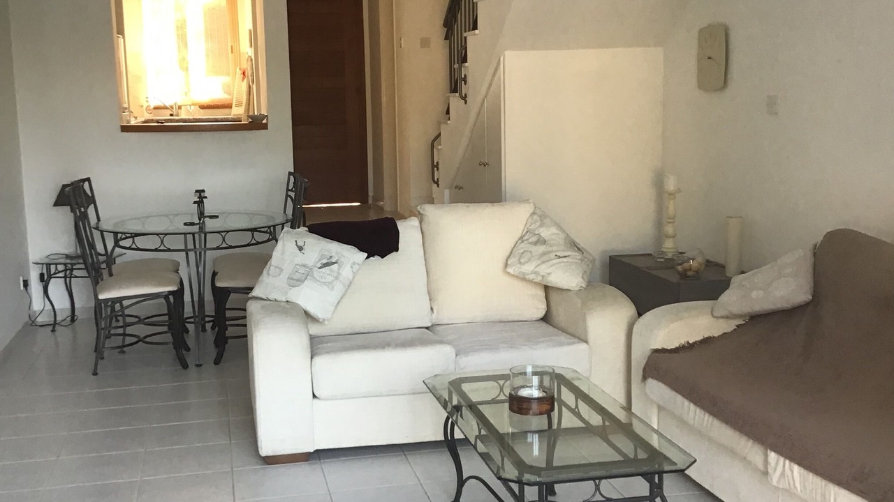Photo of Livingroom in Polis