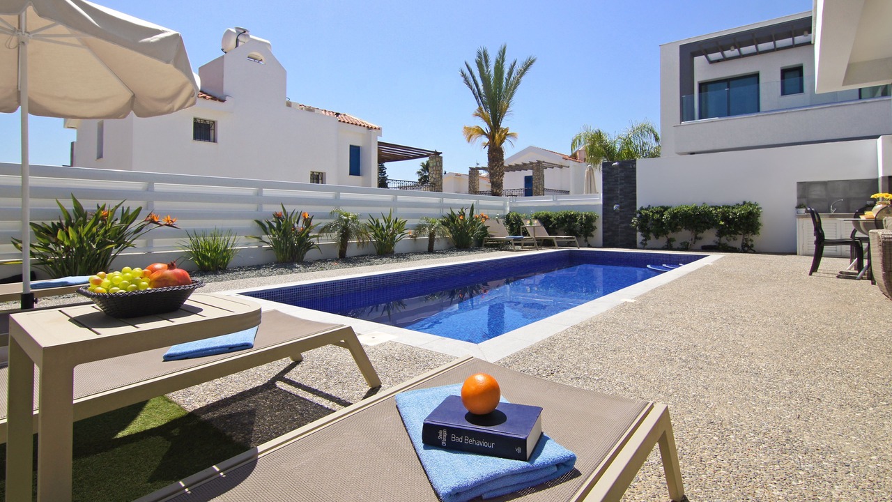 Photo of Outdoor in Pernera