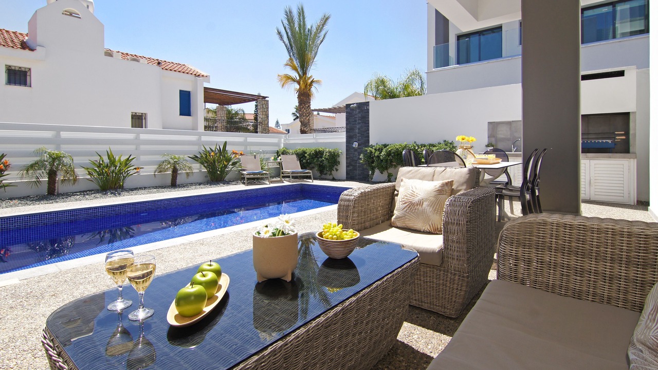 Photo of Outdoor in Pernera