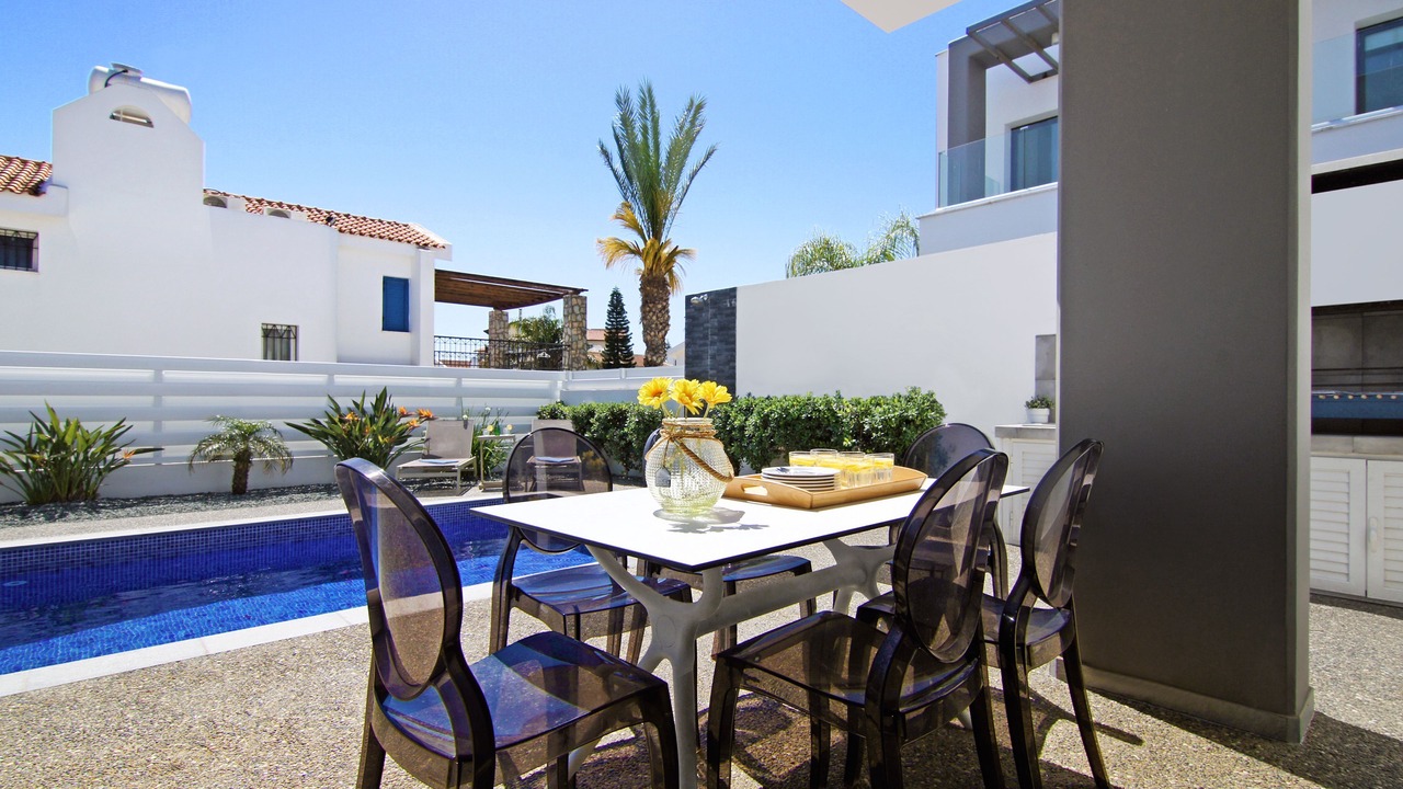 Photo of Outdoor in Pernera