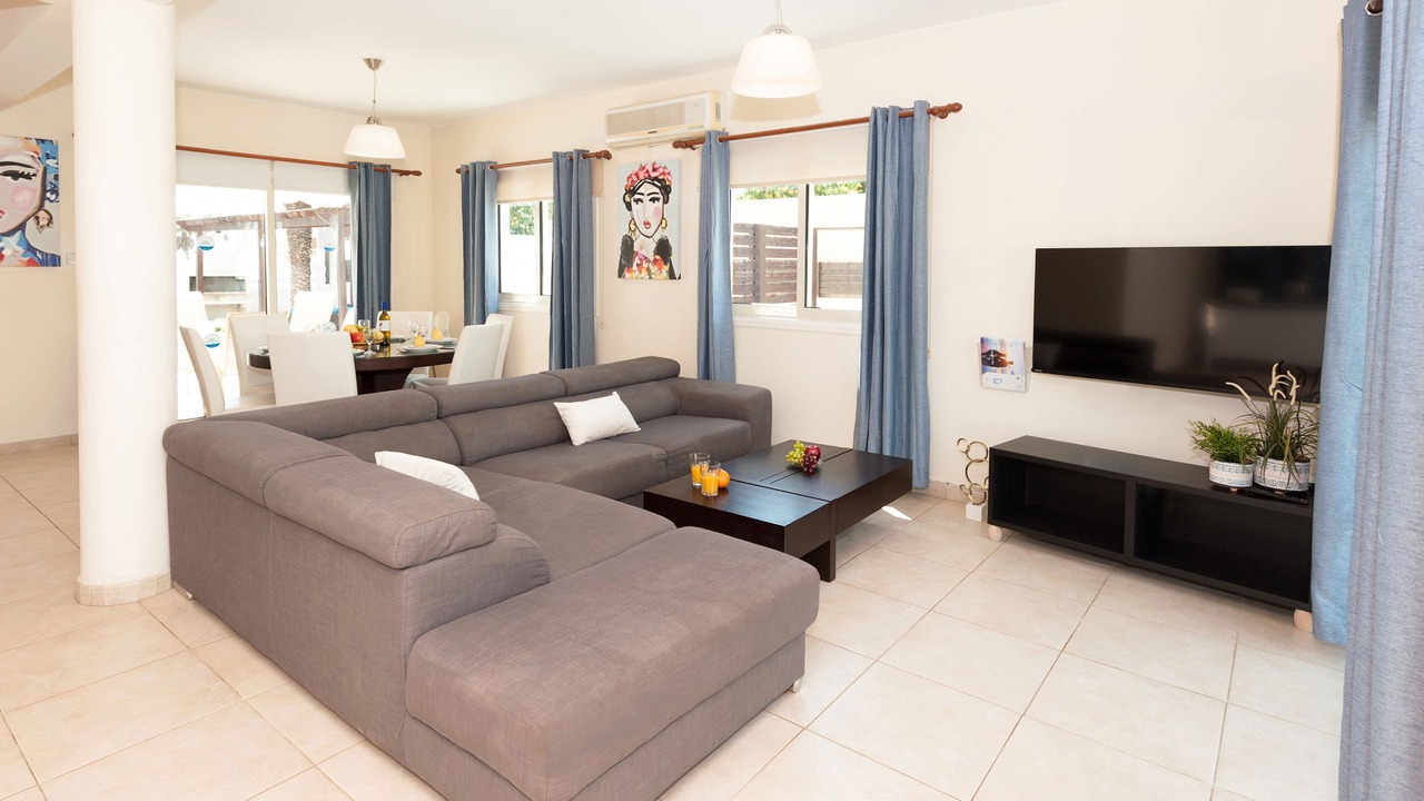 Photo of Livingroom in Ayia Thekla