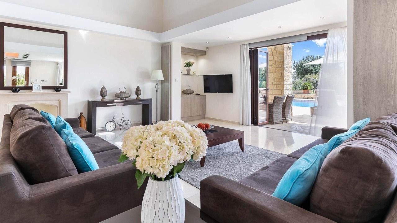 Photo of Livingroom in Aphrodite Hills