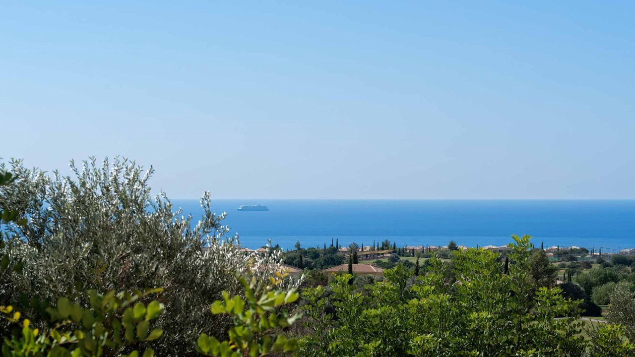 Photo of Others in Aphrodite Hills