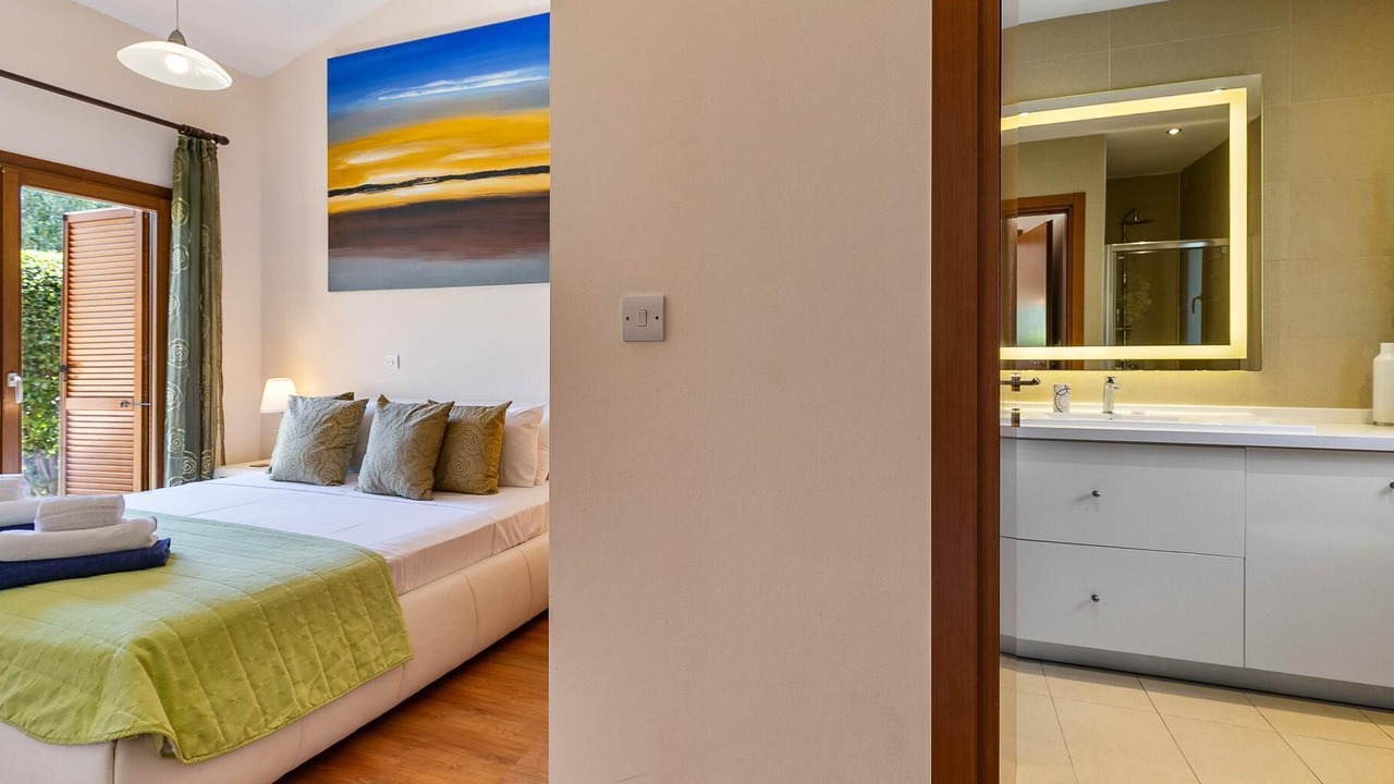 Photo of Bedroom in Aphrodite Hills